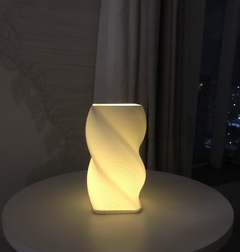 Luminária de LED SEM Fio para mesa