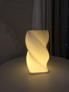 Luminária de LED SEM Fio para mesa - comprar online