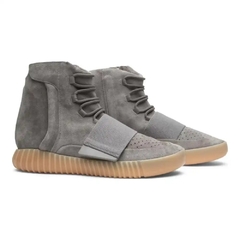 Adidas Yeezy Boost 750 Grey Gum na internet