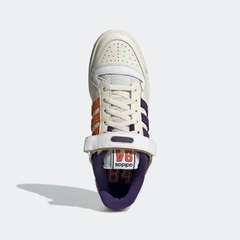 Adidas Forum Low "Suns" na internet