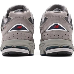 New Balance 2002R Grey na internet