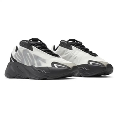 Adidas Yeezy Boost 700 MNVN "Bone" - comprar online