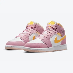 Nike Air Jordan 1 Mid SE "Artic Pink" GS na internet