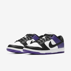 Nike Dunk Low "Court Purple" na internet