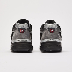 New Balance 990 x DTLR "Grey Scale" - Hermez