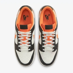 Nike Dunk Low "Halloween" na internet