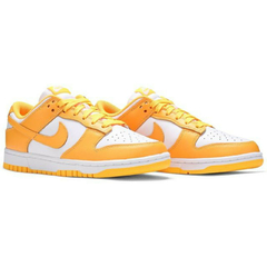 Nike Dunk Low "Laser Orange" na internet