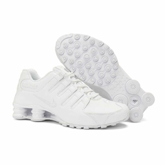 Nike Shox NZ All White na internet