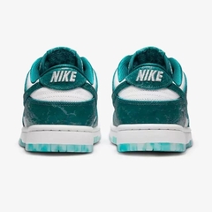 Nike Dunk Low "Ocean" na internet