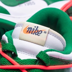 Imagem do Nike Dunk Low x Off-White "Pine Green"