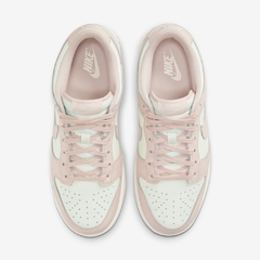 Nike Dunk Low Orange Pearl na internet