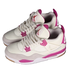 Nike Air Jordan 4 "White/Pink" na internet