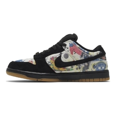 Nike Dunk Low x Supreme "Rammellzee" - comprar online