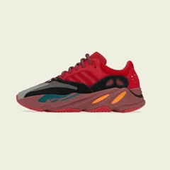 Adidas Yeezy 700 V1 Hi-Res Red na internet