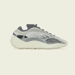 Adidas Yeezy 700 V3 "Fade Salt" - comprar online