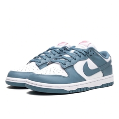 Nike Dunk Low "South Beach" na internet