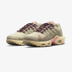 Nike Terrascape Plus "Tan Burgundy" na internet