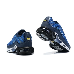 Nike Air Max Plus TN SE "Blue Crinkled Metal" na internet