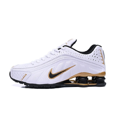 Nike shox r4 black hotsell and white