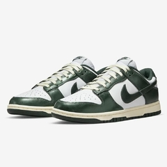 Nike Dunk Low "Vintage Green" na internet