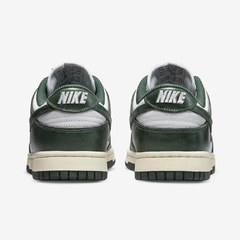 Nike Dunk Low "Vintage Green" - Hermez