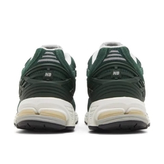 New Balance 1906R Nightwatch Green na internet