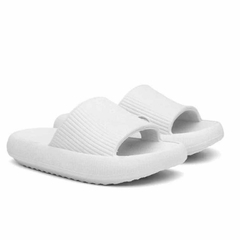 Chinelo Nuvem Slide Conforto Anatômico Leve Verão Unissex Branca - comprar online