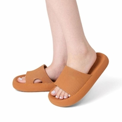 Chinelo Nuvem Slide Conforto Anatômico Leve Verão Unissex Marrom - RA Outlet Virtual