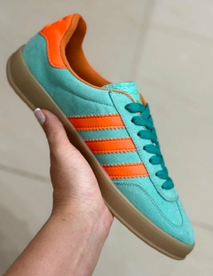 Tênis Gazelle Indoor Verde Com Laranja