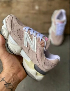 Tênis New Balance 9060 Feminino Rosa Bege