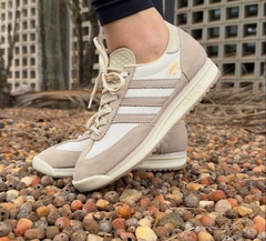 Tênis Adidas Originals SL 72 OG Bege