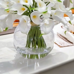 Arranjo de flores artificiais copo de leite realistico - comprar online