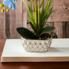 Arranjo de Flores Artificiais Orquideas Vaso prata - comprar online