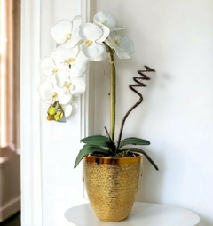 Arranjo de Flores Artificiais Orquideas no Vaso Dourado - comprar online