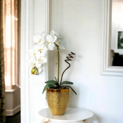 Arranjo de Flores Artificiais Orquideas no Vaso Dourado