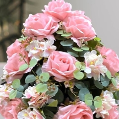 Arranjo de flores artificiais rosas delicadas - comprar online