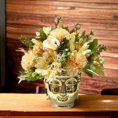 Arranjo de flores artificiais cores mistas no vaso buda dourado - comprar online