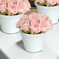 Arranjo de flores artificiais rosas rosa cha Trio na internet