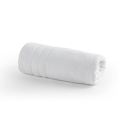 Experimente o luxo do Jogo Toalha de Rosto Silver. Composto por 5 peças macias e felpudas, este conjunto proporciona uma experiência de toque suave e confortável. Feitas com 100% algodão, essas toalhas garantem alta qualidade e durabilidade. 