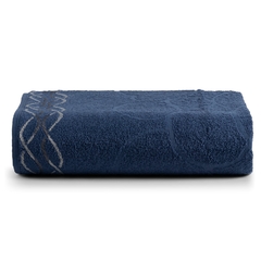 Toalha de Banho World em elegante tom de jeans escuro, feita em 100% algodão. Macia, felpuda e durável, garantindo conforto e alta absorção. Acompanhe seus momentos de banho com estilo e qualidade.