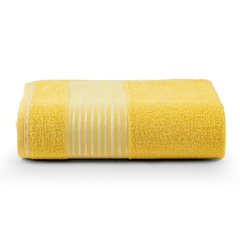Toalha de Banho Marcella macia e felpuda, ideal para o seu banho. Feita de 100% algodão, proporcionando conforto e absorção. Disponível na cor amarelo, adicionando um toque vibrante ao seu banheiro.