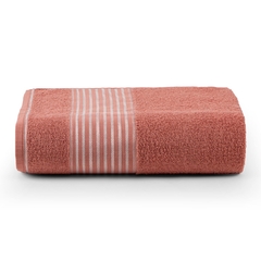 Toalha de Banho Marcella macia e felpuda, confeccionada em 100% algodão para proporcionar conforto e absorção. A cor terracota adiciona um toque de elegância e sofisticação ao seu banheiro.