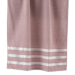 A toalha de banho Nathaly em cor rosa antigo é a escolha perfeita para adicionar um toque de elegância e sofisticação ao seu banheiro. Com sua textura macia e felpuda, essa toalha proporciona uma experiência de conforto excepcional.