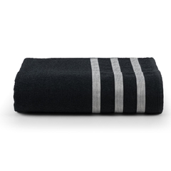 A toalha de banho Nathaly em cor preto é elegante e sofisticada, perfeita para complementar a decoração do seu banheiro. Com sua textura macia e felpuda, proporciona uma sensação de conforto e suavidade ao usar.