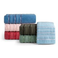 Toalha de Banho Bellagio: maciez e conforto em 100% algodão. Aproveite a suavidade do tecido felpudo e a absorção de alta qualidade. Perfeita para momentos relaxantes pós-banho. Escolha a qualidade e o estilo para o seu banheiro.