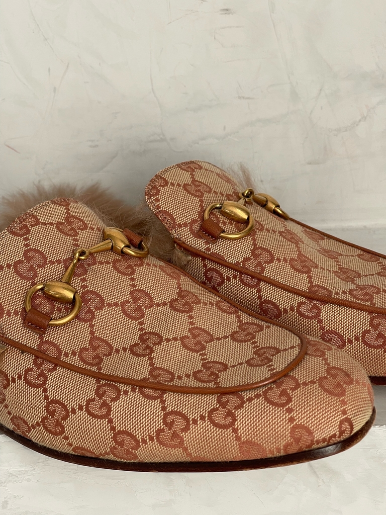 Gucci princetown online pelo