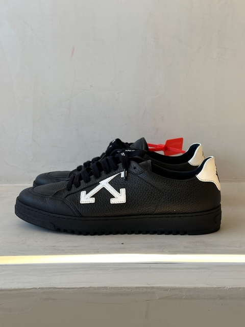 TÊNIS OFF-WHITE VULCANIZED LOW TOP SNEAKERS 36 BRANCO ORIGINAL – Gringa