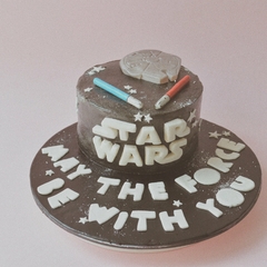 Starwars betún +detalles fondant | 4 rebanadas