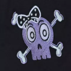 Vestido para Bebé con un Toque Único: Calaveras Bordadas - Conelly Baby