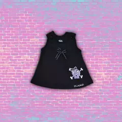 Vestido para Bebé con un Toque Único: Calaveras Bordadas en internet